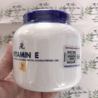 KEm Vitamin e nắp xanh thái lan