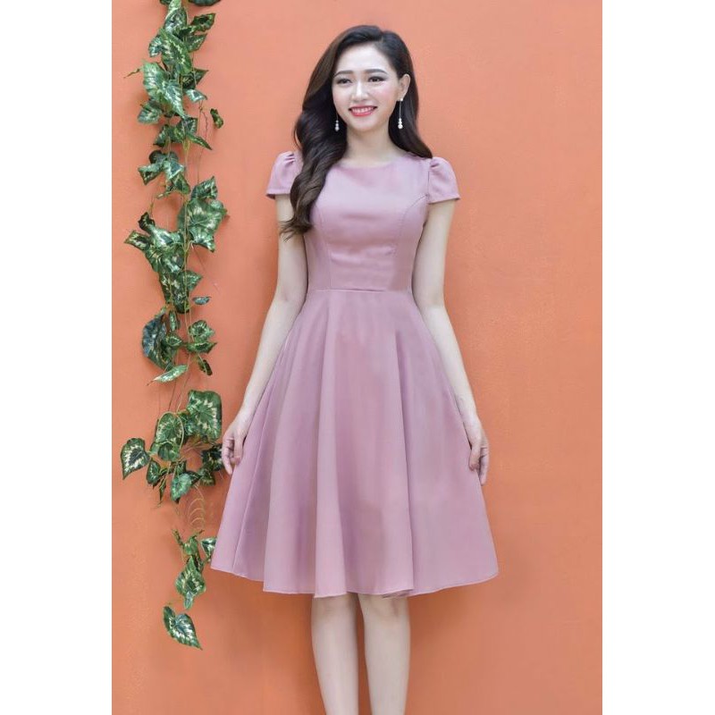 đầm xoè tay con