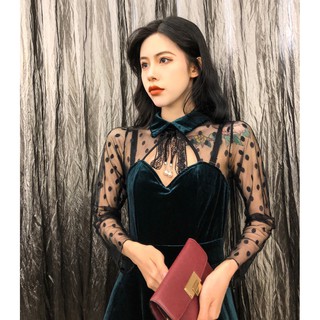 Đầm nhung cổ Đức phối ren