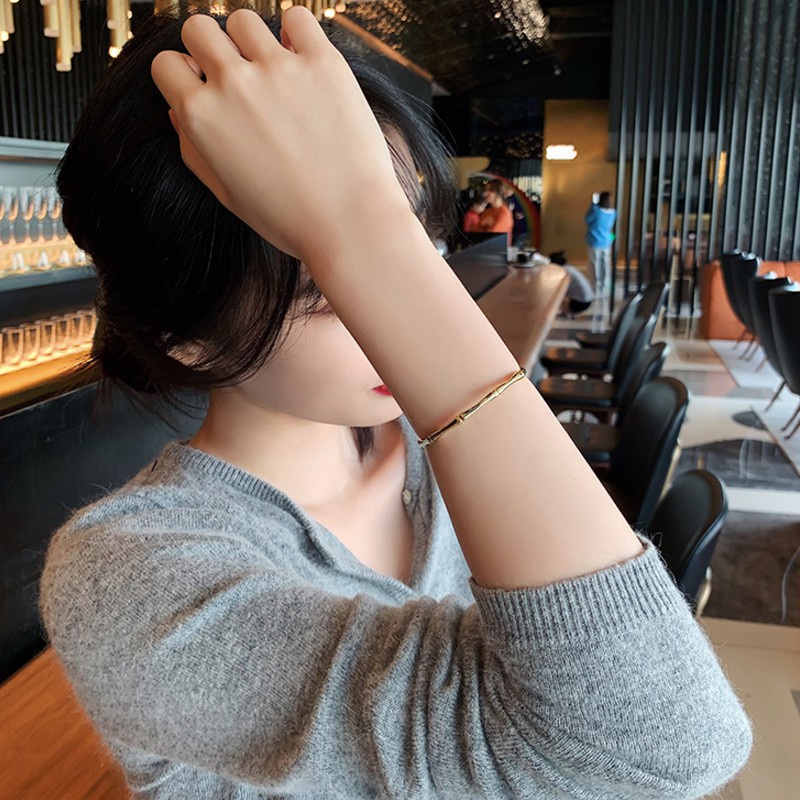 Vòng Đeo Tay Cao Cấp Hình Đốt Tre Sang Trọng