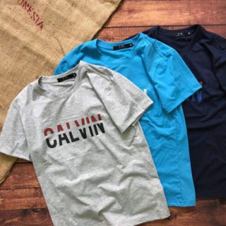 Áo thun cổ tròn vnxk