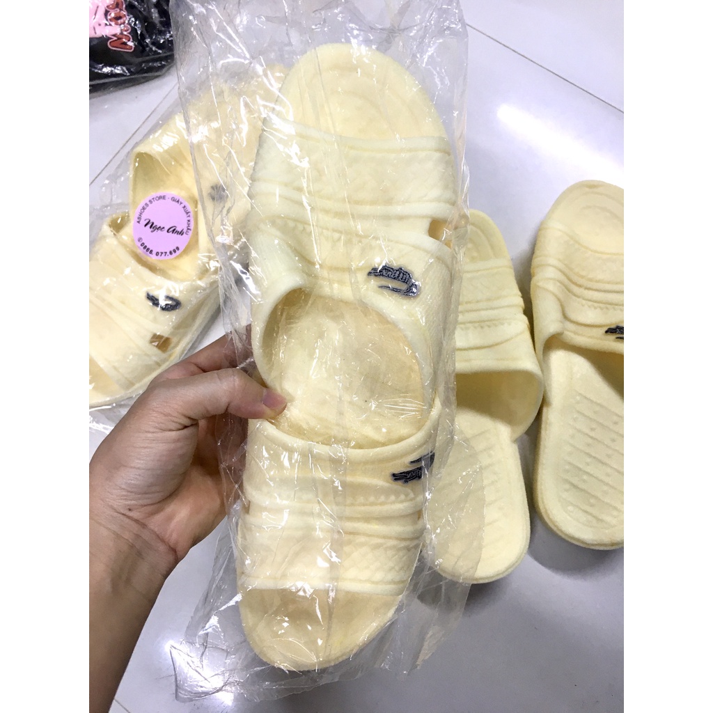 Dép nhựa nam cá sấu màu kem| AShoes VNXK