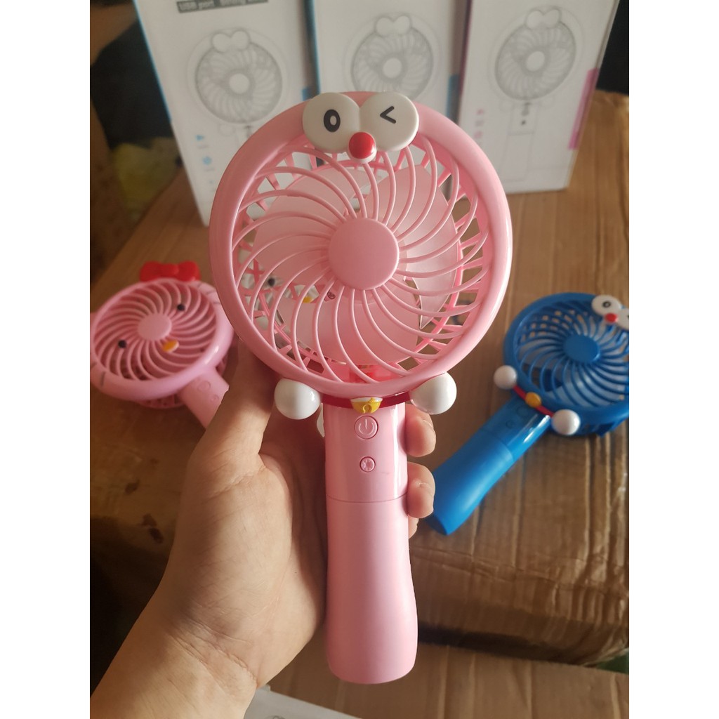 QUẠT MINI CẦM TAY DOREMON VÀ HELLO KITTY HÀN QUỐC