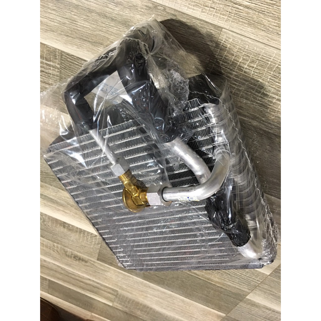 Sản phẩm gia đình làm:  Dàn lạnh điều hoà Hat-bê-ét CZ09310 Xe tải í-sú-zú 8 tấn