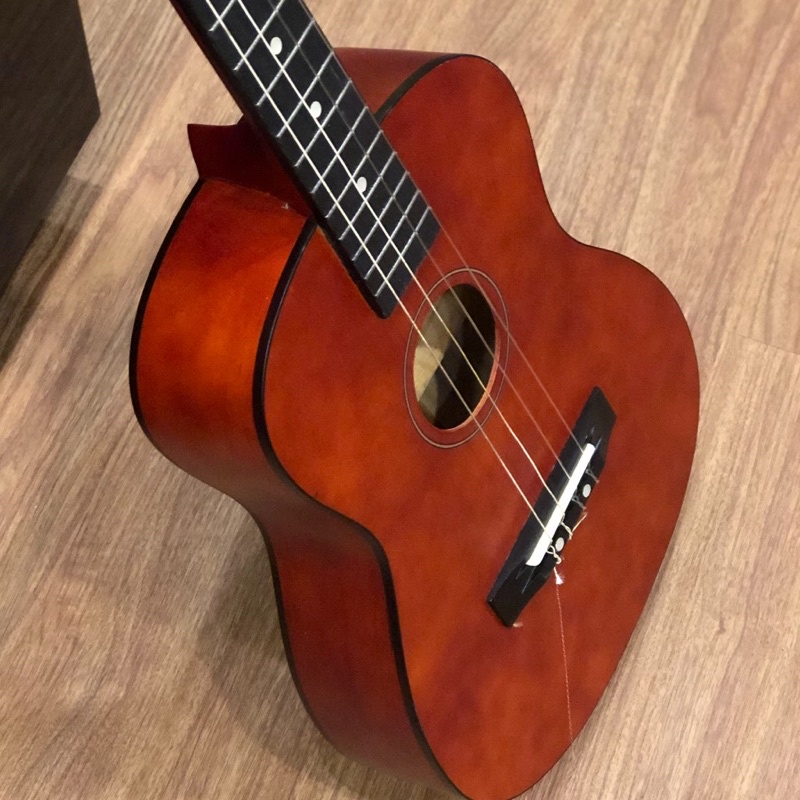 Đàn ukulele baritone