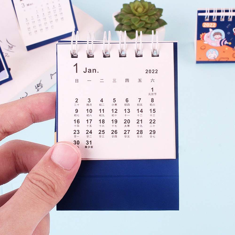 Lịch để bàn 2022 mini hình phi hành gia sáng tạo