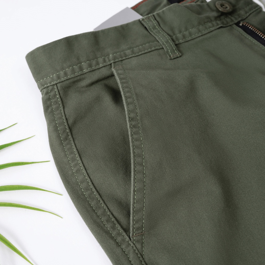 quần kaki nam OWEN chuẩn hãng màu rêu, chất kaki cotton dày dặn, cao cấp, co giãn, form đứng dáng slimfit nhẹ trẻ trung
