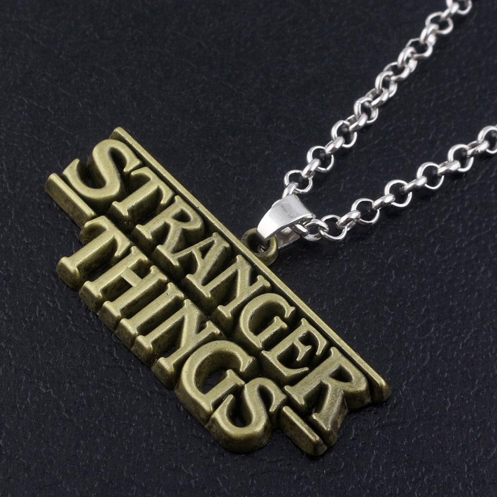 Vòng cổ Mặt Chú Gấu Trúc Trong Stranger Things Độc Đáo