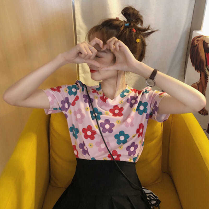 Áo Croptop Nữ Cổ Chữ Tròn Dáng Ôm Họa Tiết Bông Hoa Dễ Thương Trẻ Trung Xinh Xắn