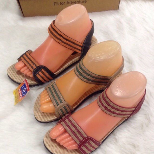 Sandal nữ BITAS Dép quai hậu học sinh trơn đơn giản đế bằng siêu nhẹ SYN62