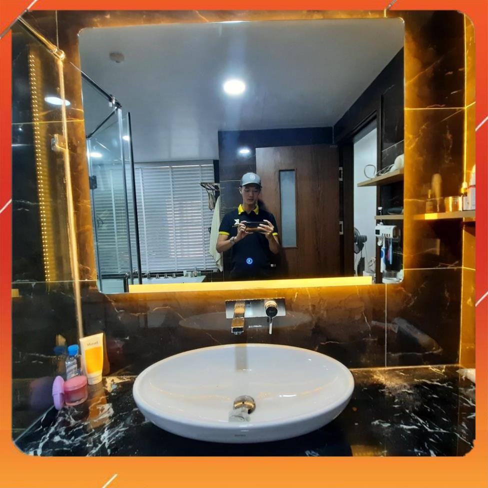 gương  phòng tắm đèn led hoàng kim cảm ứng ba chạm phá sương đồng hồ nhiệt độ kích thước 50x70 - guonghoangkimirroch | BigBuy360 - bigbuy360.vn