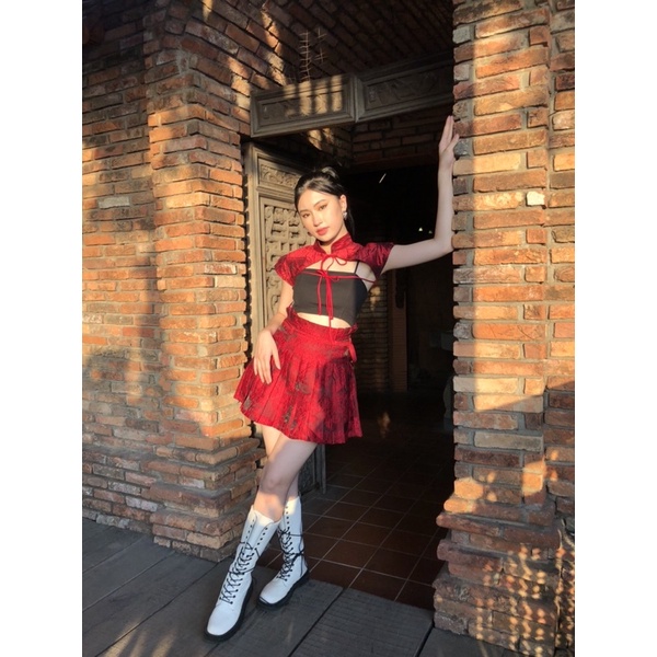 Croptop miniFen tặng kèm áo ống đen | BigBuy360 - bigbuy360.vn