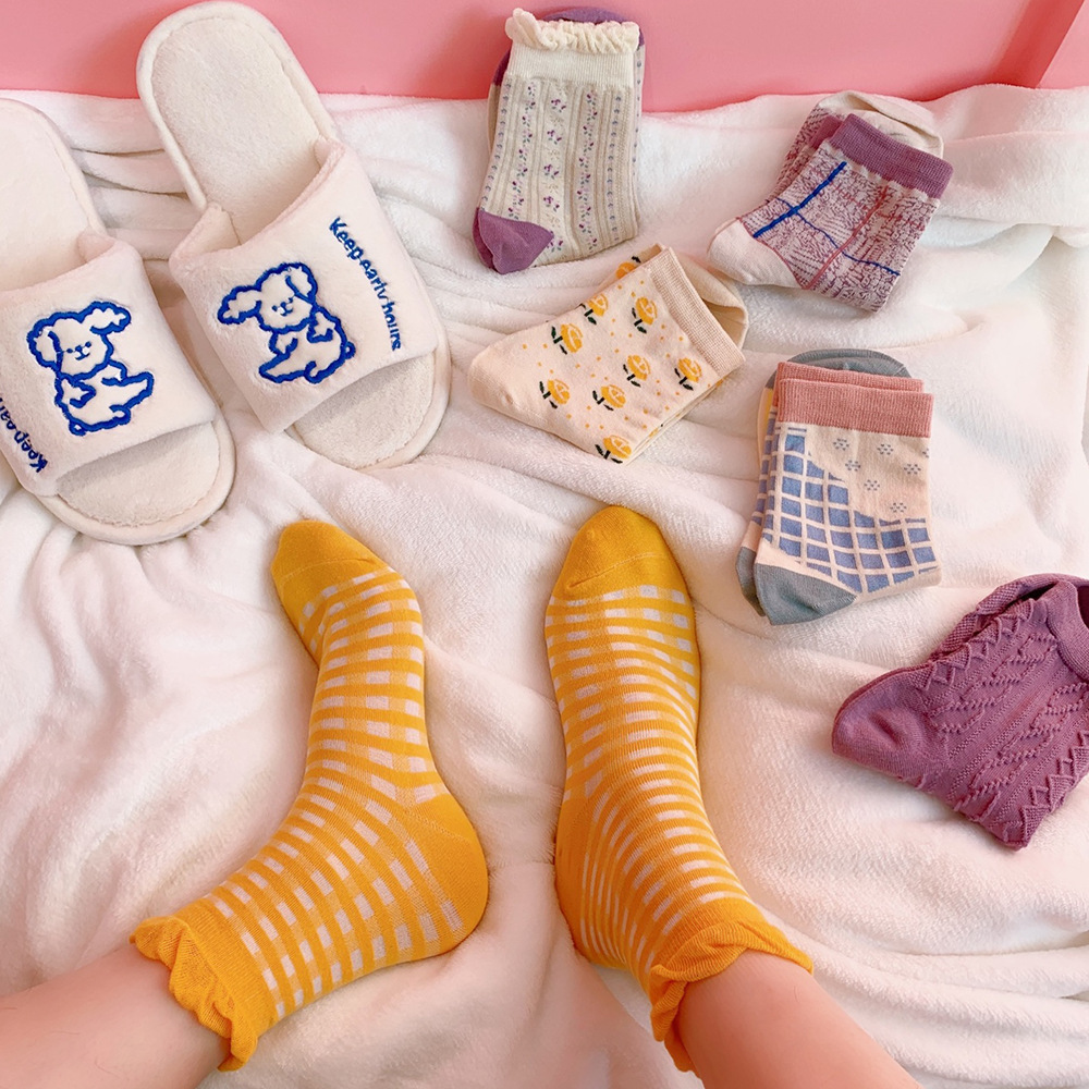 Vớ ống Nhật Bản thời trang thu đông dễ phối trang phục | BigBuy360 - bigbuy360.vn