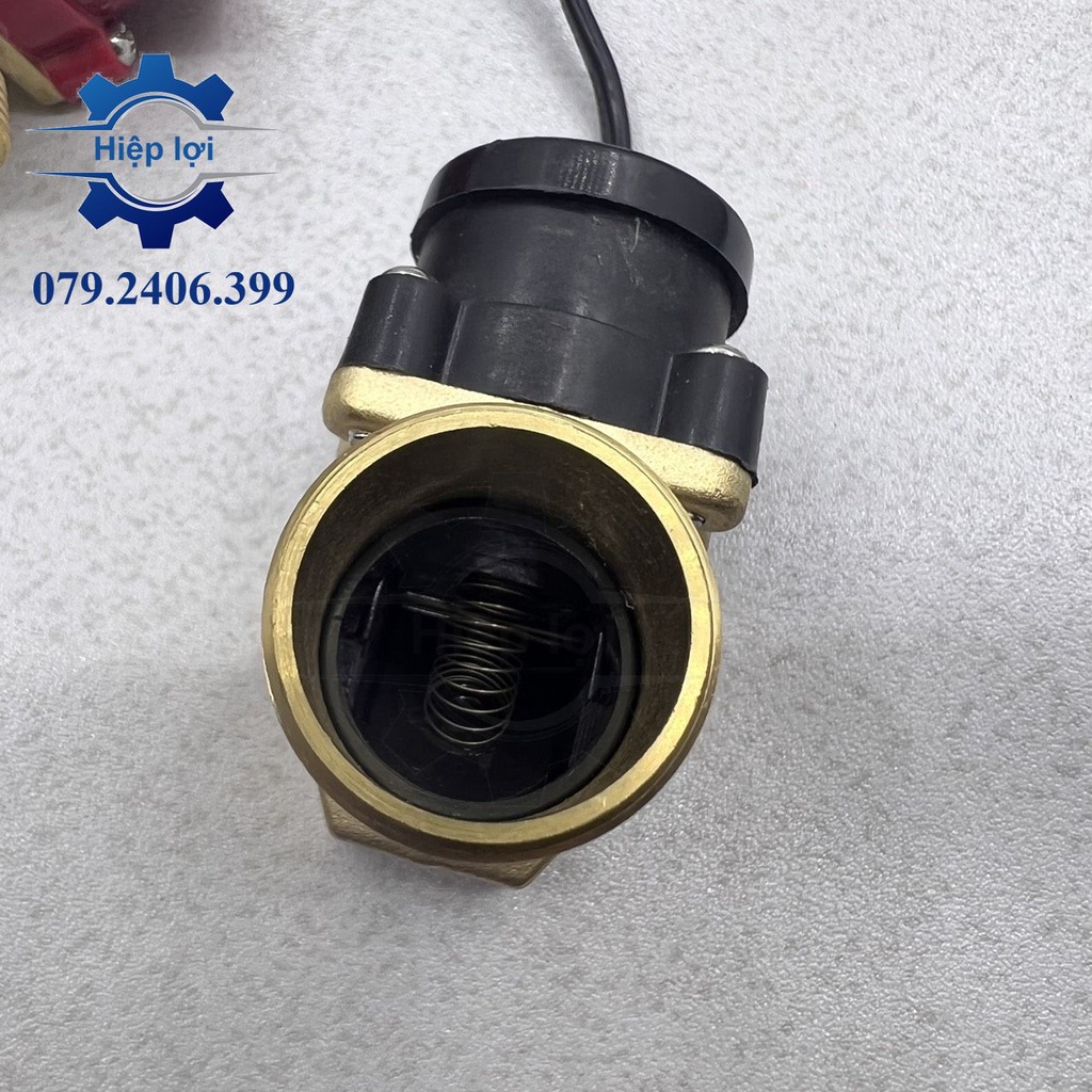 Rơ le máy bơm tăng áp - cảm biến dòng chảy