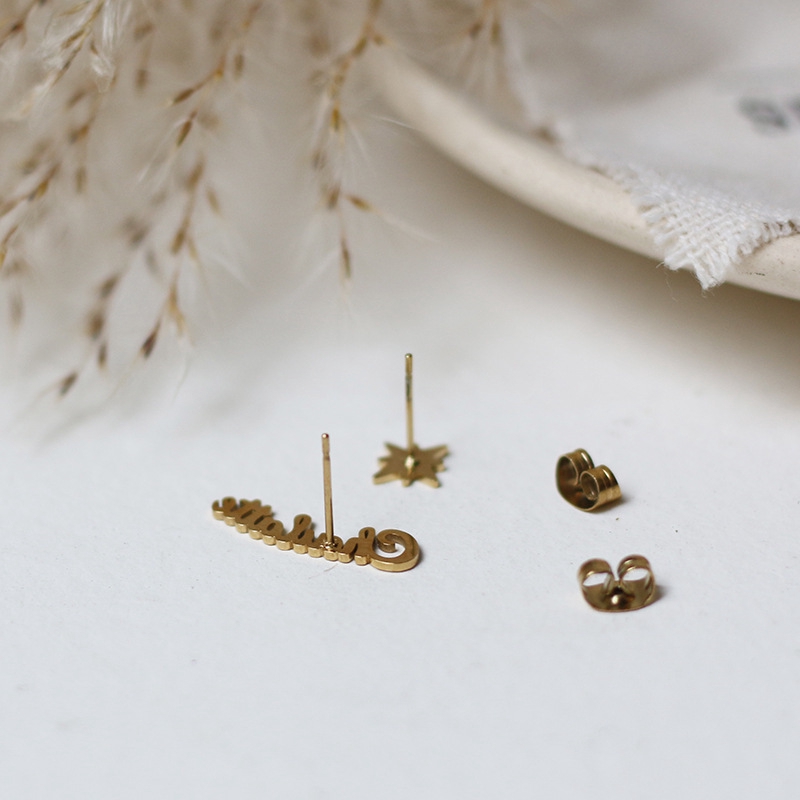 Khuyên Tai Thời Trang Chữ Cái Mới Cho Nữ