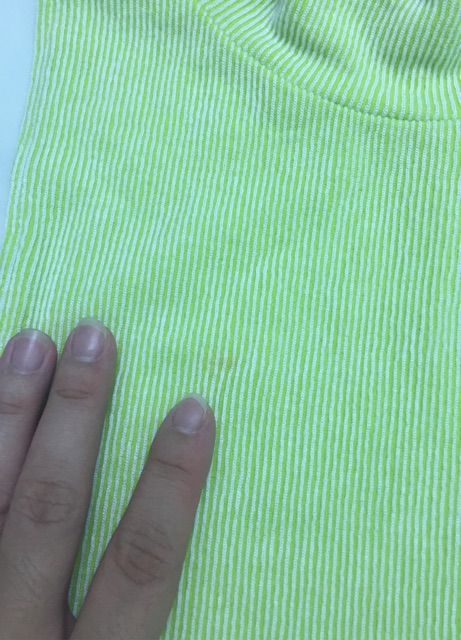 (THANH LÝ) Áo Croptop F21 Cổ Lọ Xanh Neon Sọc Trắng Thun Cotton Rip Khoét Nách Sâu Cực Trend lỗi dơ nhẹ