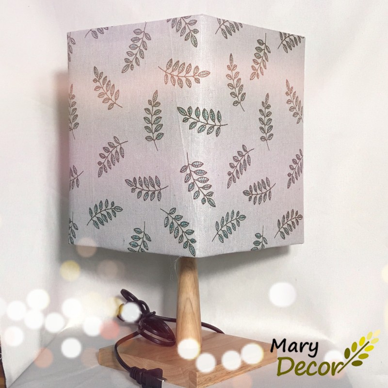 Đèn ngủ Mary Decor, đèn ngủ để bàn mini chân gỗ dễ thương, chao vải canvas giá rẻ - lá xanh -DB-B04