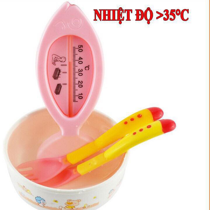Thìa báo nóng cho bé ăn dặm an toàn bằng silicon