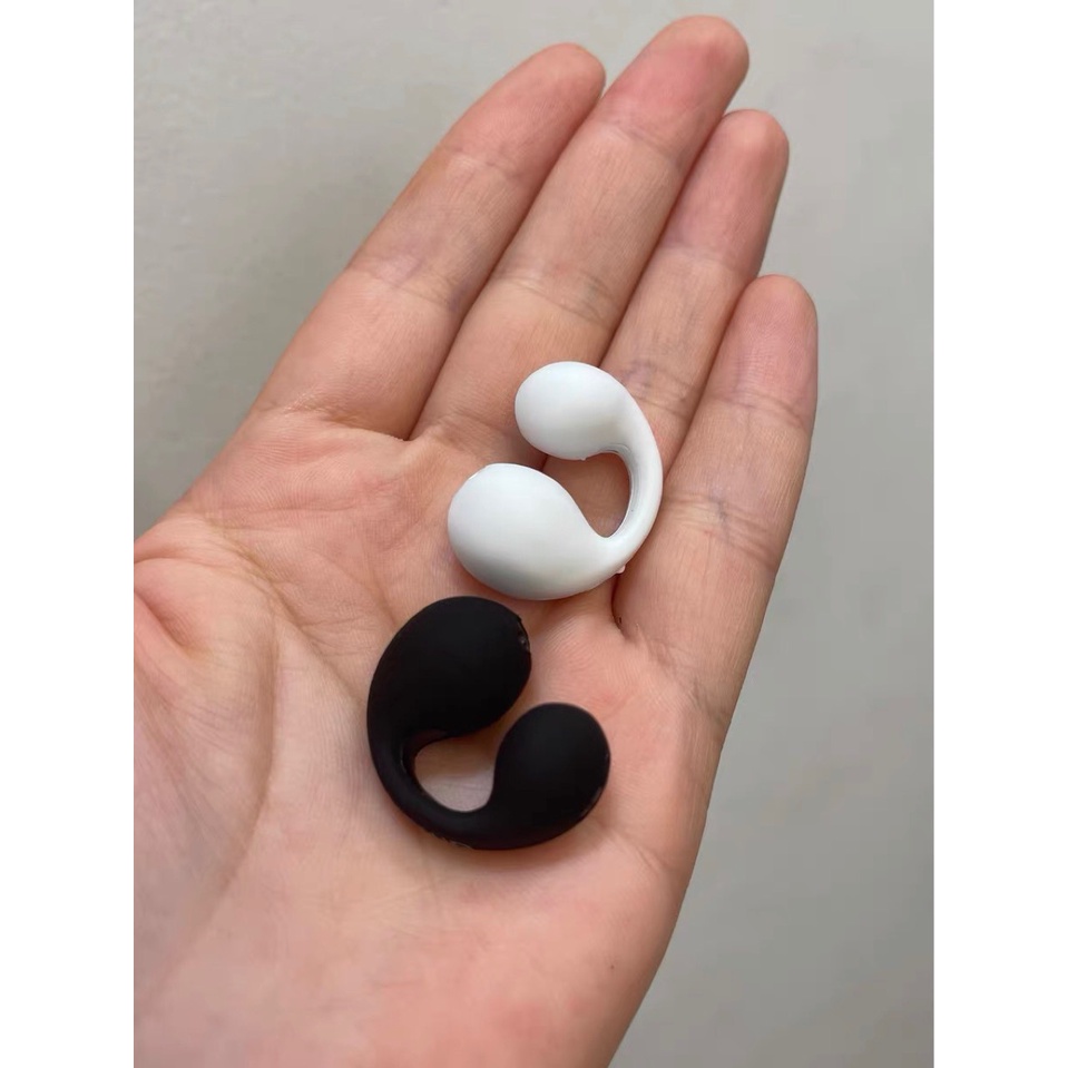 Tai nghe bluetooth truyền âm qua xương kiểu khuyên tai Ambie Nhật Bản