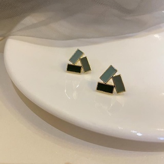 Hoa Tai 3 Miếng Xanh Lá Nhỏ Xinh