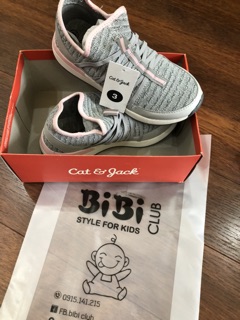 Giày xuất xịn cat & Jack siêu nhẹ