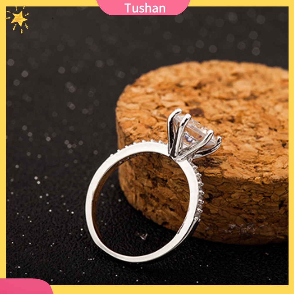 Nhẫn Đính Hôn Đính Đá Zircon Thời Trang Sang Trọng