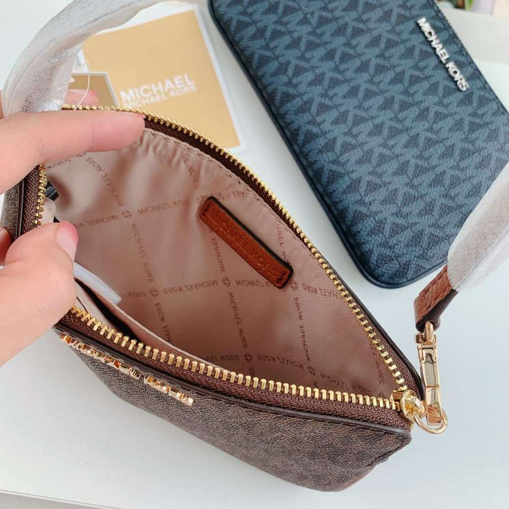 Ví Cầm Tay Michael Kors Jet Set Travel Large Logo