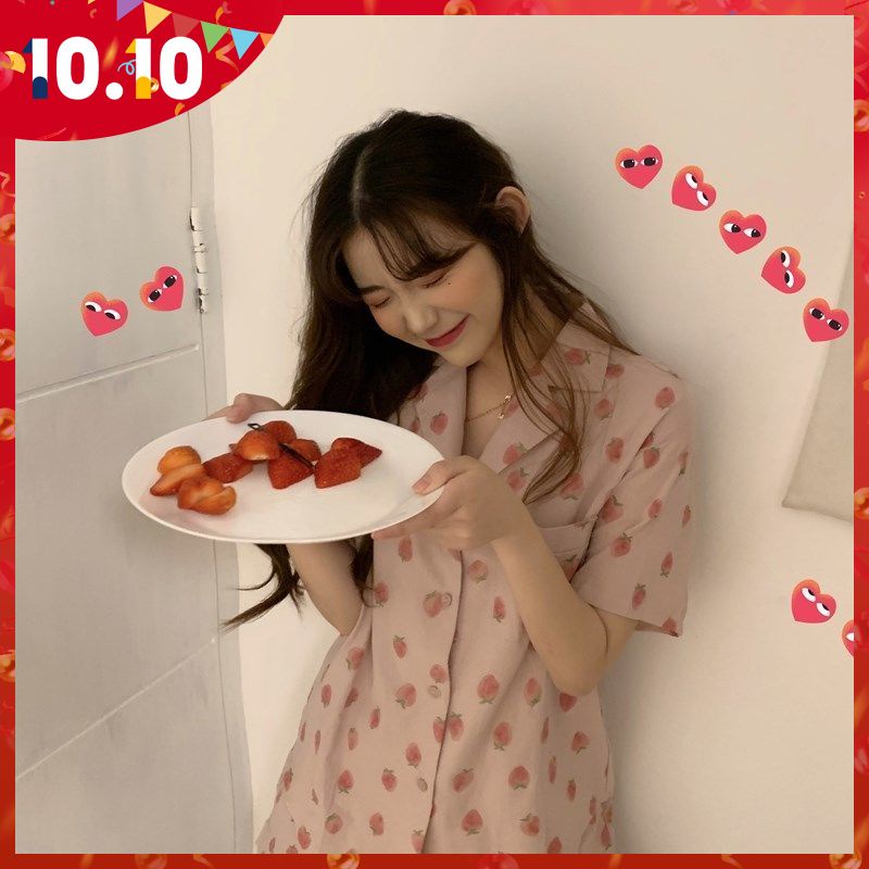 Bộ đồ ngủ ngắn tay in họa tiết dâu tây dễ thương phong cách Hàn Quốc cho nữ