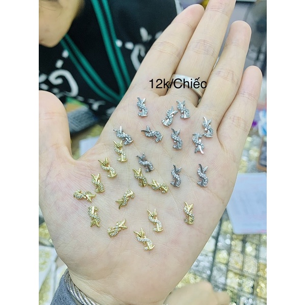 Đá hình đính móng