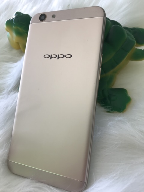 Máy điện thoại oppo F1s đã qua sử dụng