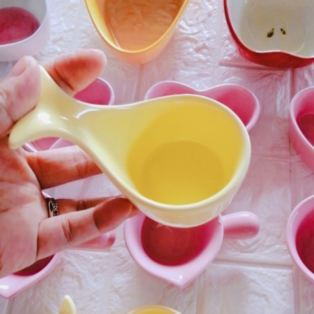Chén sứ ăn dặm cho bé hình cá heo