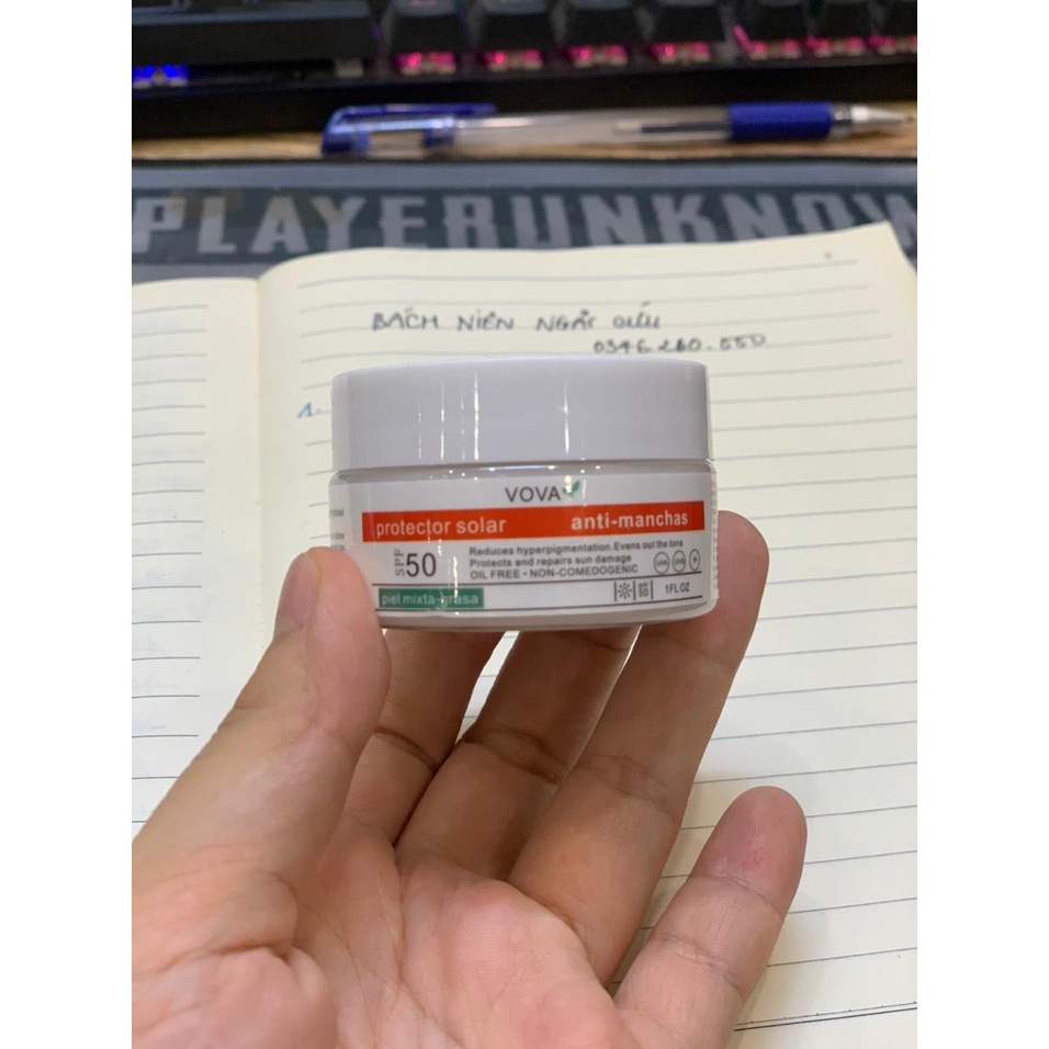 Kem chống nắng nâng tông nhẹ Vova 30ml size du lịch spf50 vova protector solar