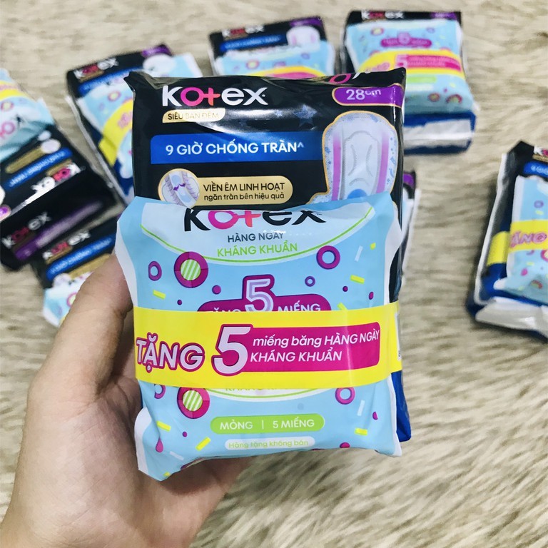 Băng Vệ Sinh Kotex Ban Đêm 28CM Tặng Thêm 5M Hàng Ngày Kháng Khuẩn