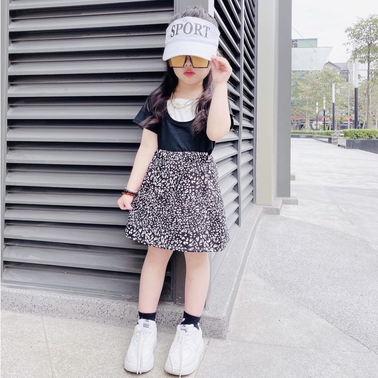 Sét áo thun kèm chân váy họa tiết beo cá tính năng động bé gái (2 màu size 17-28kg)