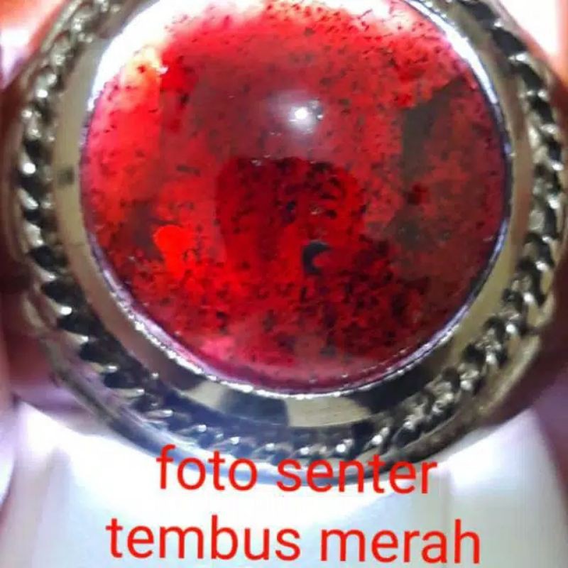 Nhẫn Đính Đá Garnet Màu Đỏ