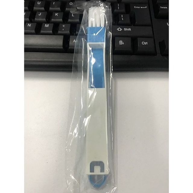 Bàn chải vệ sinh khe cửa sổ/ bàn phím máy tính 2 trong 1 đa năng