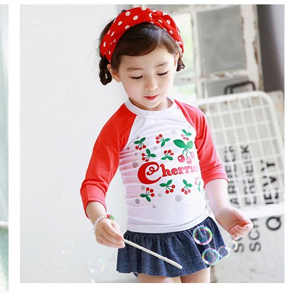 Bộ bơi dài tay bé gái họa tiết cherry đỏ siêu yêu DB04