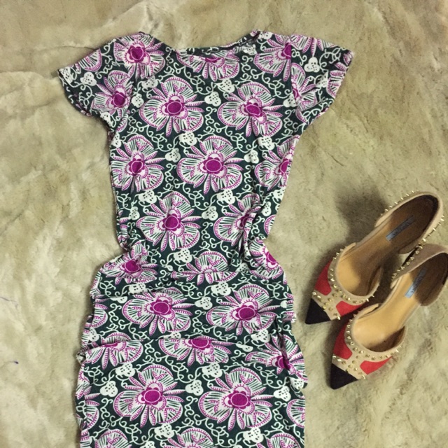 Đầm body