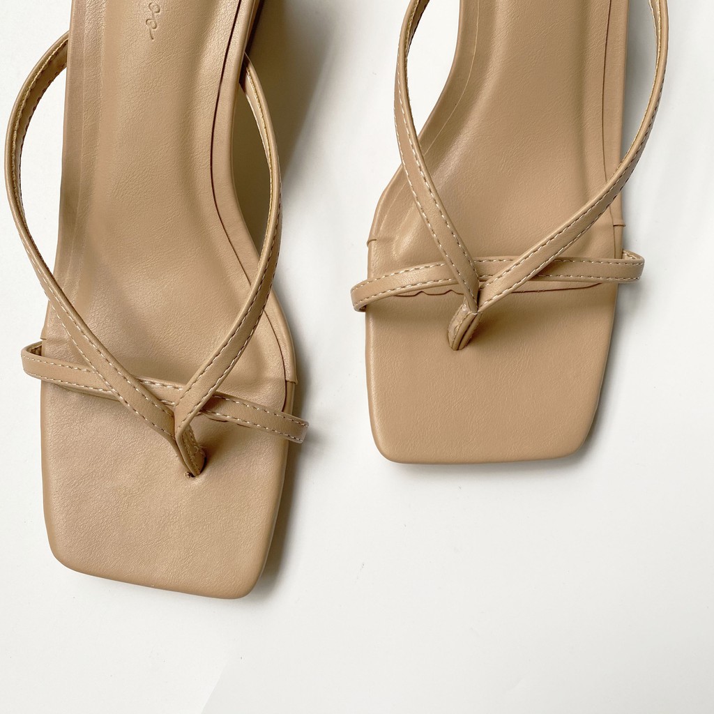 Guốc Cao Gót Xỏ Ngón HISHOO Hàn Quốc cao 5cm màu nude s012
