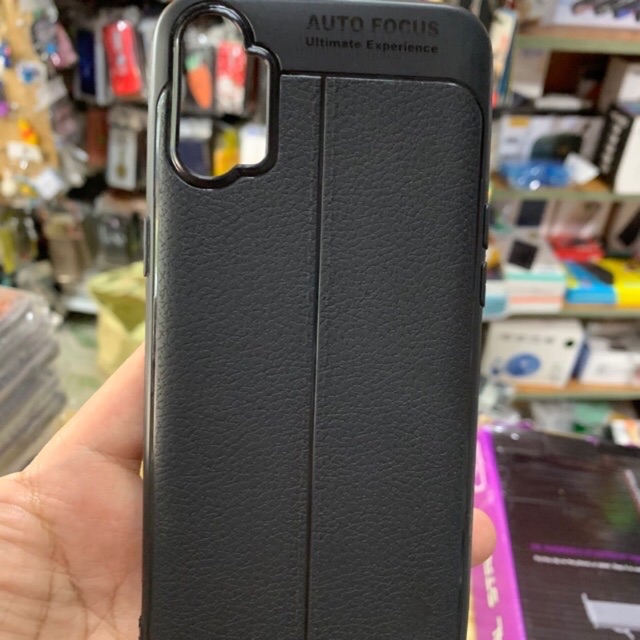 Ốp lưng realme C3i dẻo đen kiểu da