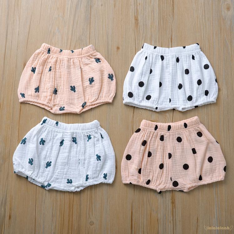 Quần đùi vải lanh cotton ống rộng in hình củ cà rốt đáng yêu dành cho trẻ em