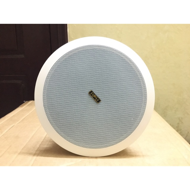 Loa âm trần nghe nhạc hay