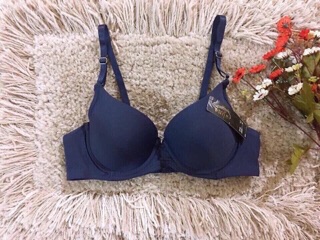 Áo ngực giá 180k/1c