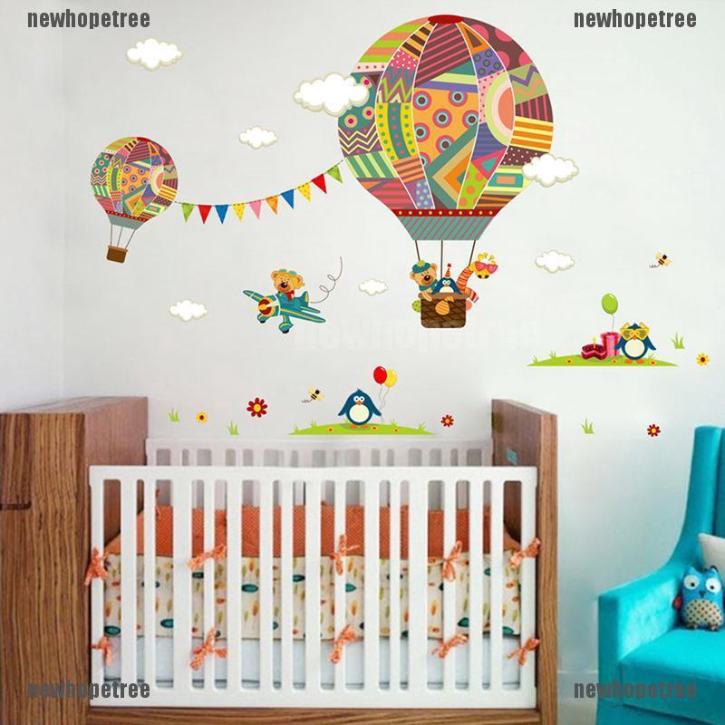 Sticker trang trí tường