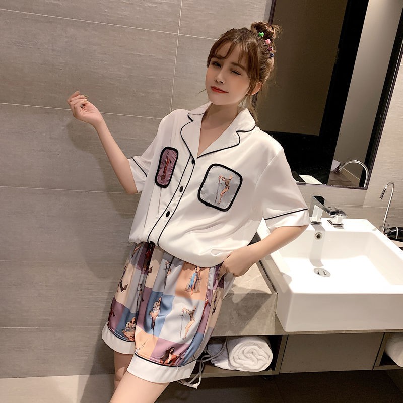 Bộ Đồ Ngủ Ngắn Vải Lụa Xinh Xắn Cho Nữ | BigBuy360 - bigbuy360.vn