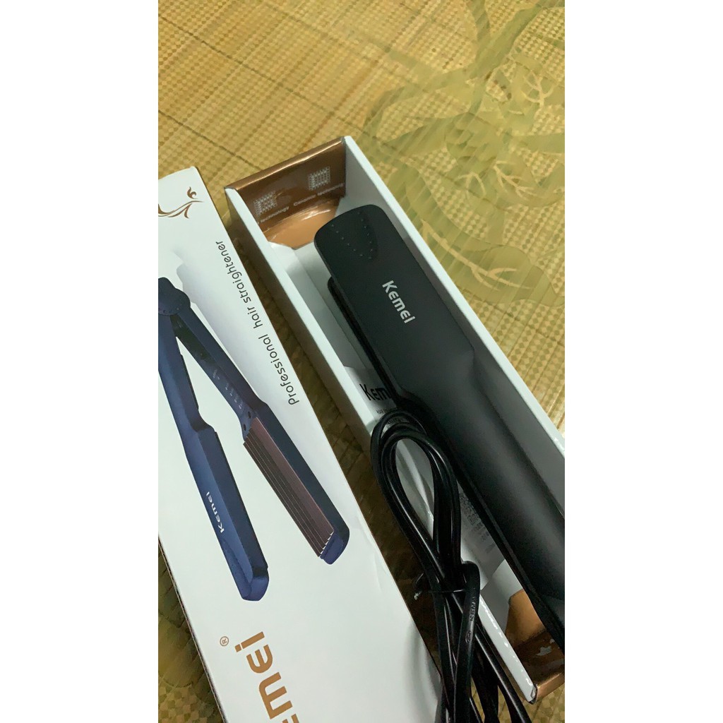Máy dập xù tóc Kemei 332 Làm nóng nhanh 4 mức chỉnh nhiệt Chính hãng