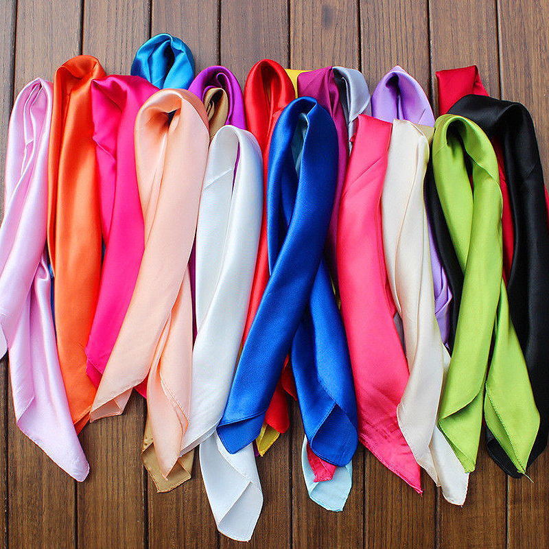 Khăn Choàng Lụa Màu Trơn Độc Đáo Thời Trang Thu Đông Cho Nữ