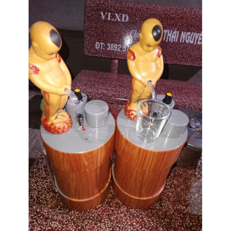 BÌNH RÓT RƯỢU. TỰ ĐỘNG ĐỒNG TỬ