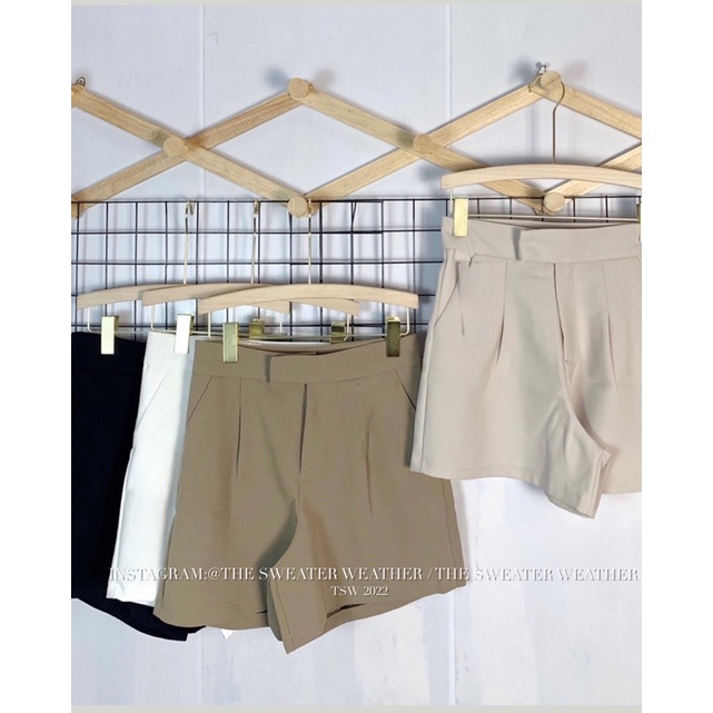 Quần short vải cạp cao giấu cúc the.sweaterweather TSW