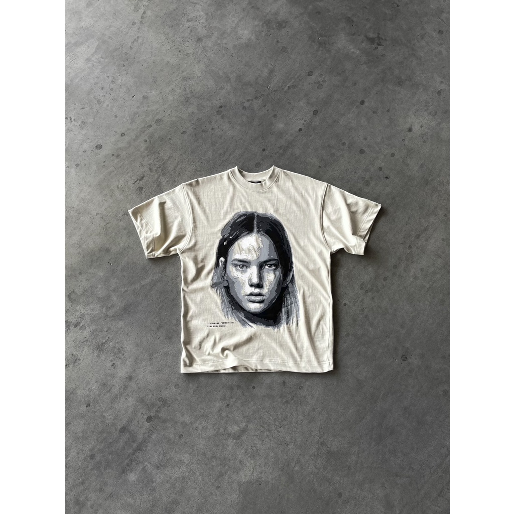 Stressmama Áo Thun Portrait No.1 T-shirt  Beige Chất Liệu 100% Cotton vải dày 250GSM in lụa thủ công Local Brand